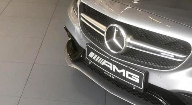 Mercedes Benz AMG von Vorne